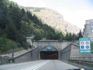 Tunnel del Frejus (photo courtesy massacritica.eu)