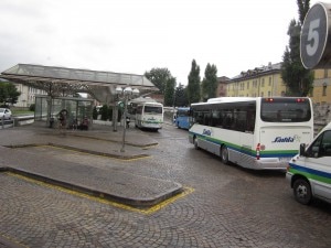 L'autostazione di Aosta da cui partirà la navetta gratuita diretta a Cervinia, Ayas e La Thuille (Photo courtesy of cmvl.wordpress.com)
