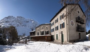 Il Rifugio Ghiacciaio dei Forni è una delle 97 strutture ad aver ricevuto il marchio Q Ospitalità italiana (Photo courtesy of www.forni2000.com)
