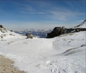 Il rifugio Boè nel gruppo del Sella (Photo courtesy of www.skiforum.it)