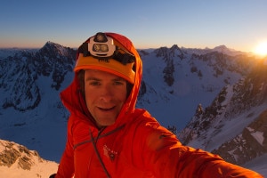 Jonathan Griffith in cima all'Aiguille Verte (Photo www.alpineexposures.com)