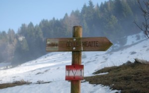 L'uomo ha contattato i soccorsi dicendo di essere caduto in un canalone prima dell'imbocco del sentiero delle Meatte (Photo courtesy of www.alfazulo.com)