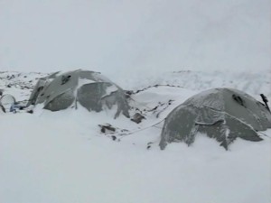 Tende polacche al Broad Peak (Photo polskihimalaizmzimowy.pl)
