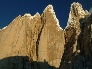 Torre Egger parete ovest (Photo Luca Maspes)