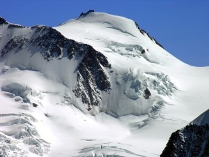 223205-300x225.jpg
