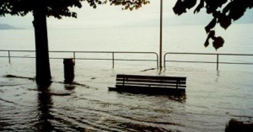 Esondazione-Lago-Maggiore-photo-repertorio-courtesy-www.3bmeteo.com_-300x198.jpg