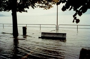 Esondazione-Lago-Maggiore-photo-repertorio-courtesy-www.3bmeteo.com_-300x198.jpg