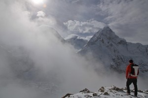 Everest-photo-courtesy-Simonemoro.com_-300x199.jpg
