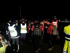 I-soccorsi-trovano-il-bimbo-a-Osiglia-photo-courtesy-rsvn.it_-300x225.jpg