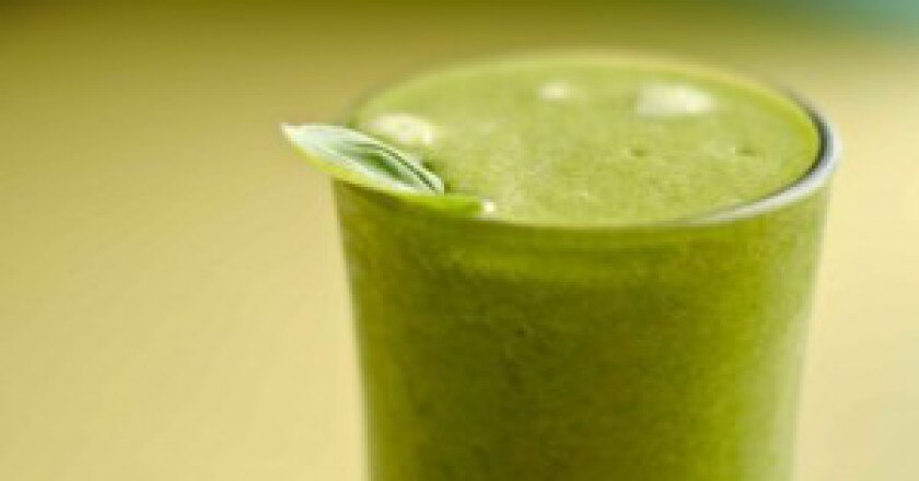 Smoothie-alle-erbe-photo-www.vibrancycafe.com_-300x206.jpg