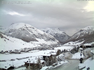 Livigno-innevata-Webcam-Livigno-courtesy-3bmeteo.com_-300x225.jpg