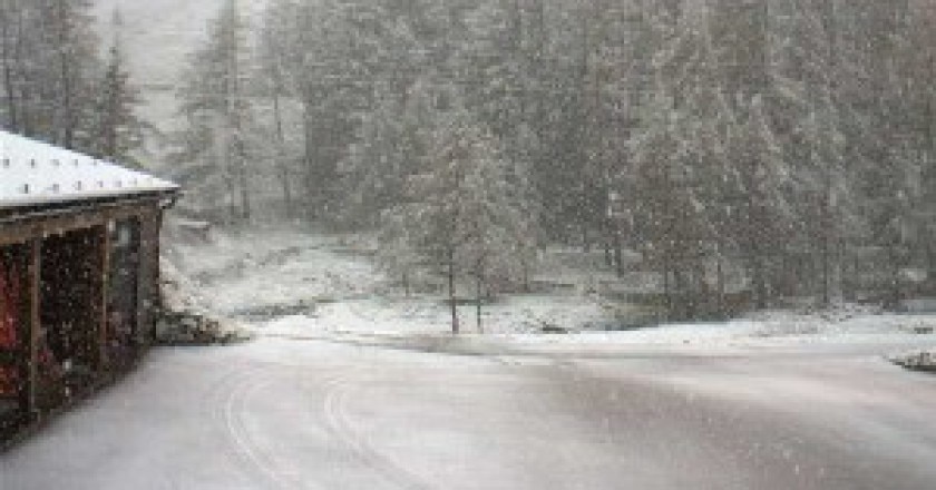 Neve-a-Madesimo-Sondrio-photo-courtesy-webcam-teamextremeteam.com_-300x225.jpg