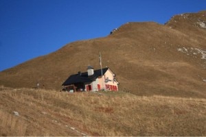 Rifugio-Dalpiaz-4_slideshow-300x200.jpg