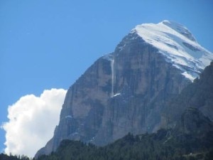 Cascata dalla Tofana (Photo Ansa.it)