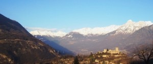 Val Camonica fotografata all'altezza di Breno (Photo Luca Giarelli courtesy of commons.wikimedia,org)