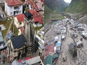 The Kedarnath Temple and its premises before the flood (left) and after the flood. Photo: Agency