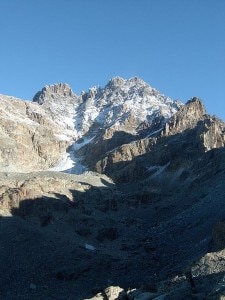 Il versante sud del Monviso lungo cui si sviluppa la via normale (Photo courtesy of commons.wikimedia.org)