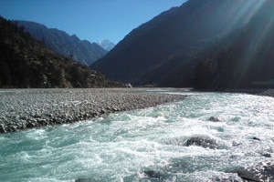 Himalayan river (photo courtesy myyatradiary.com)