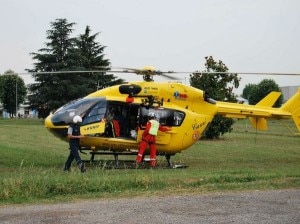 L'elicottero del 118 ha recuperato la salma (Photo courtesy of www.ilgiornaledellaprotezionecivile.it)