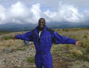 Steve Obbayi (Photo courtesy expeditioneverest.org)