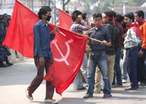 Cadres of UCPN (Maoist) gathered at main roads in Capital Kathmandu on Saturday, September 7, 2013 to enforce general strike called by the party. Photo: Nepal Mountain Focus 