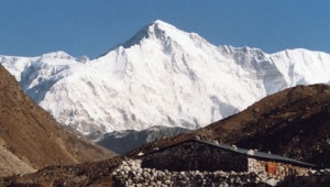 Cho-Oyu peak from Nepal side. Photo: File photo