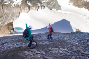 Lutz Eichholz e Stephanie Dietze durante la discesa sul Mettelhorn (Photo Alex Fischer courtesy of http://www.alexfischerpictures.com/stephaniedietze.de/lutzeichholz.de)