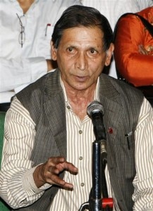 CPN-Maoist Chairman Mohan Baidya addressing the press conference.