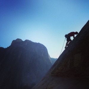 Tommy Caldwell sulla Dawn Wall (Photo Kevin Jorgeson courtesy of www.facebook.com/pages/Tommy-Caldwell/180070212030430)