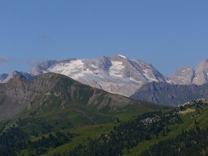 Ghiacciaio della Marmolada durante l'estate (Photo courtesy of Wikimedia Commons)