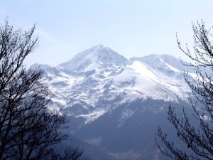 Pic du Midi de Bigorre (Photo Nathan Hamblen courtesy of Wikimedia Commons)