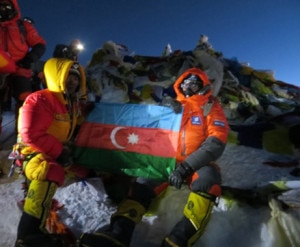 azarbaycan-alpinisti-everest-fath