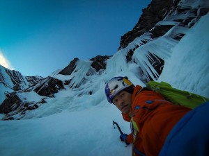 David Lama durante l'apertura della nuova via (Photo David Lama courtesy of Pagina Facebook ufficiale di David Lama)