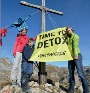 timetodetox (photo courtesy greenpeace.it)