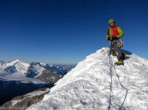 Colin Haley in cima al Cerro Piergiorgio (Photo courtesy Rolando Garibotti su www.colinhaley.com)