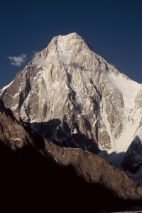 Gasherbrum IV parete Ovest ( Photo Florian Ederer  Wikipedia)