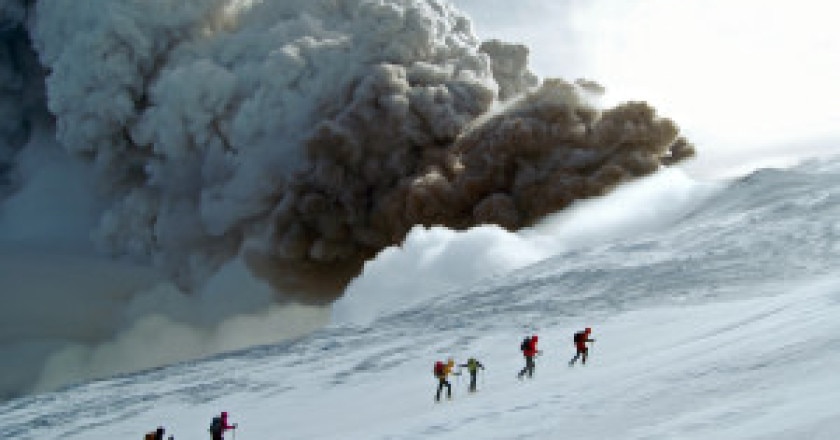 L-Etna-in-eruzione-Paola-Dandrea-300x199.jpg