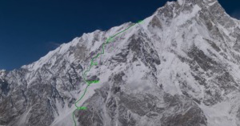 La-via-Schell-con-la-posizione-indicativa-dei-campi-Photo-Emilio-Previtali-The-North-Face-300x187.jpg