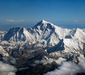 Monte Everest (Photo courtesy of Wikimedia Commons)