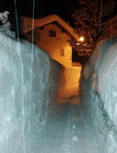 Muri di neve nell'alto Agordino (foto Emil Crepaz - ww.3Bmeteo.com)