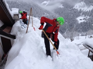 Soccorso Alpino di Verona e Schio al lavoro a Livinallongo del Col di Lana (Photo courtesy of Cnsas Veneto)