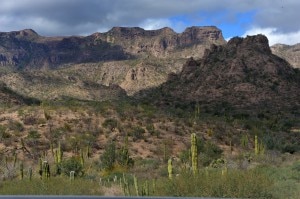 Montagne tra La Paz e Loreto (Photo Franco Brevini)