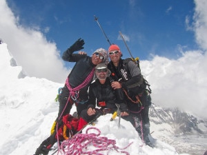 Photo of Rientrata la spedizione italiana al Kanchenzonga sud e Zemu Peak, l’ultimo dispaccio e le foto