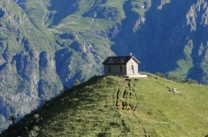 Passo della Manina (Photo courtesy of Wikimedia Commons)