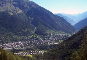 Courmayeur (Photo courtesy of Wikimedia Commons)