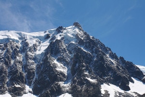 Il versante settentrionale dell'Aiguille du Midi (Photo courtesy of Wikimedia Commons)