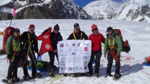 Image source: facebook page of seven summit women team.