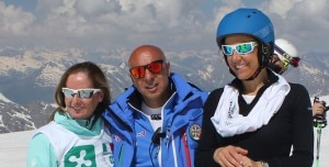 Paola Magoni e Deborah Compagnoni maestre di sci (Photo courtesy of Maestri di sci Regione Lombardia pagina Facebook)