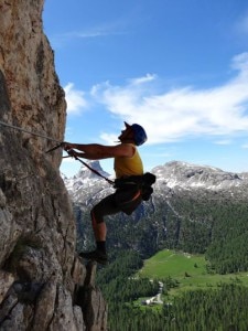 Oliviero-Bellinzani-sulla-ferrata-alpini-Col-dei-Bos-225x300.jpg