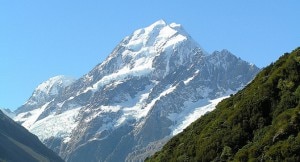 Monte Cook, la cima più alta delle Alpi meridionali neozelandesi (Courtesy of Wikipedia.org)